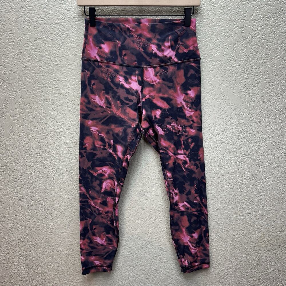 Lululemon Red Black Leggings Size Small24WRDETSF13`3